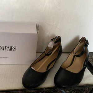NIB Dream Pairs Revona Women's Black Dress Flat Shoes Size 7.5M #X001GNNIS7